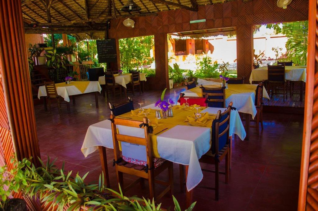 Hotel Edena Kely Mahajanga Exterior foto